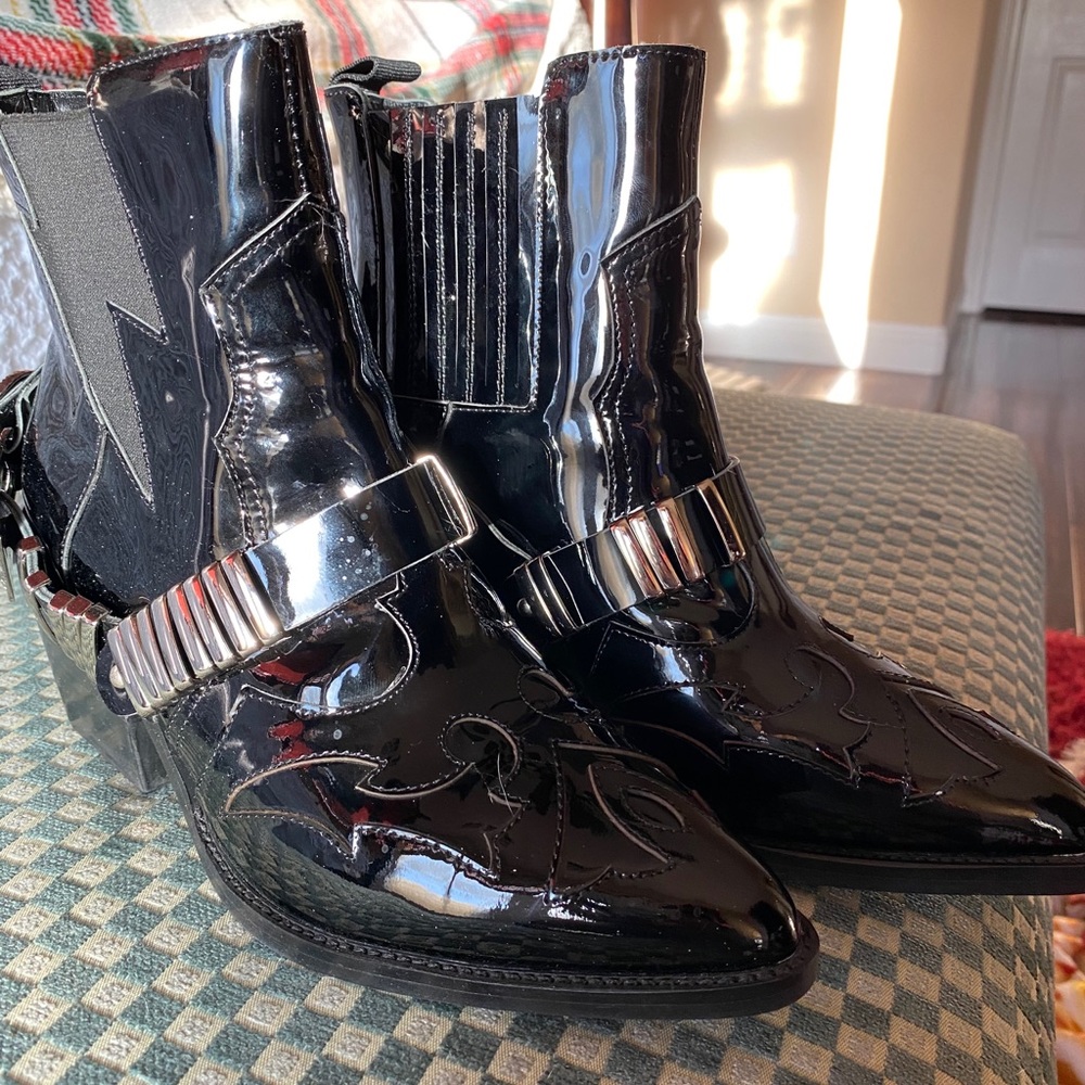 Cowgirl ankle boots